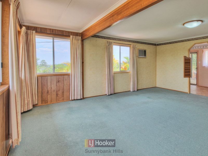 10 Lichen Court, Regents Park QLD 4118