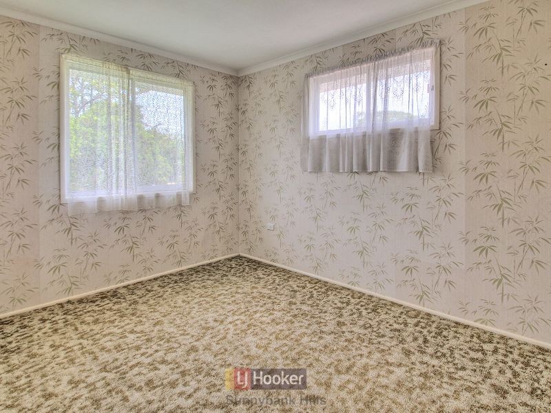 10 Lichen Court, Regents Park QLD 4118