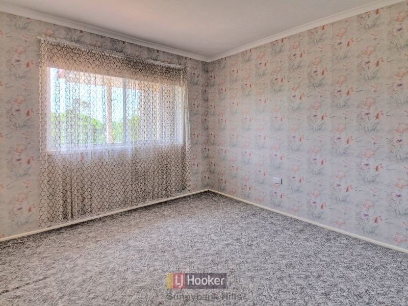 10 Lichen Court, Regents Park QLD 4118