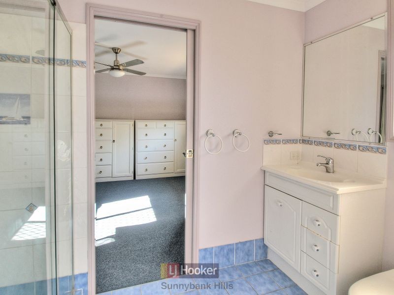 27 Rosemont Court, Underwood QLD 4119