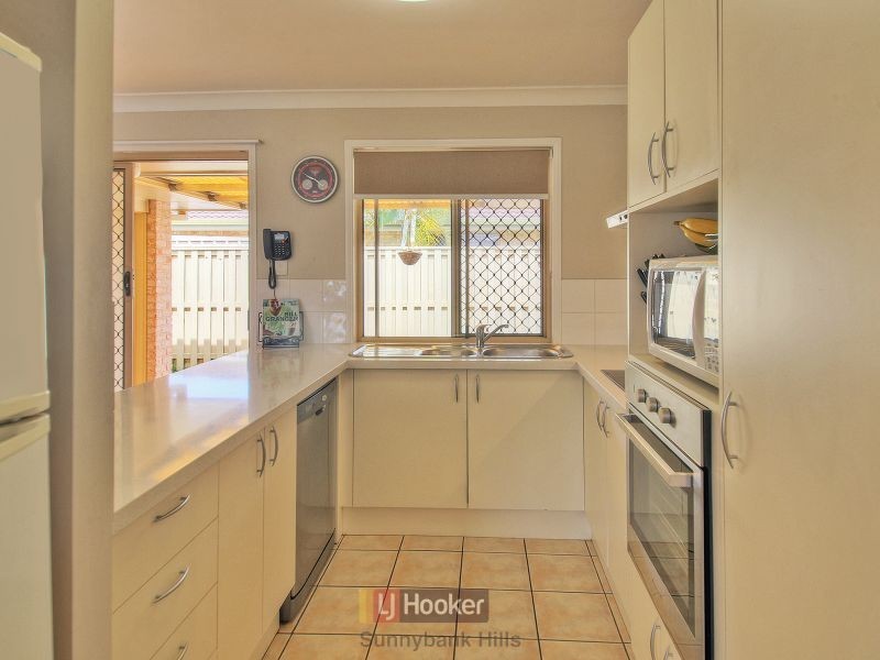 50 Sunflower Crescent, Calamvale QLD 4116