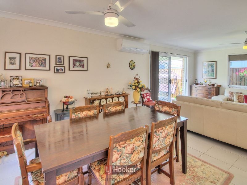 8 Diamantina Crescent, Fitzgibbon QLD 4018