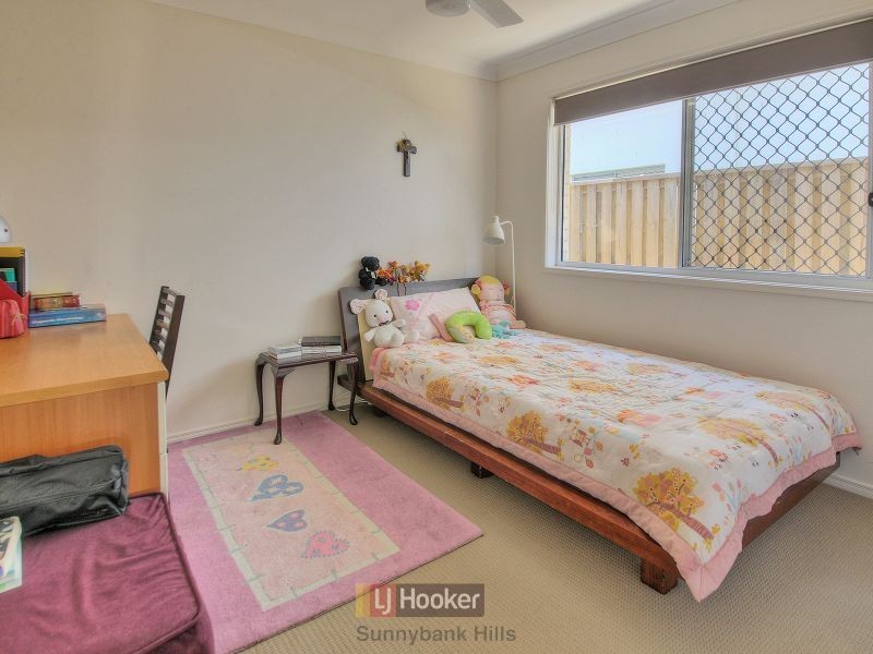 8 Diamantina Crescent, Fitzgibbon QLD 4018