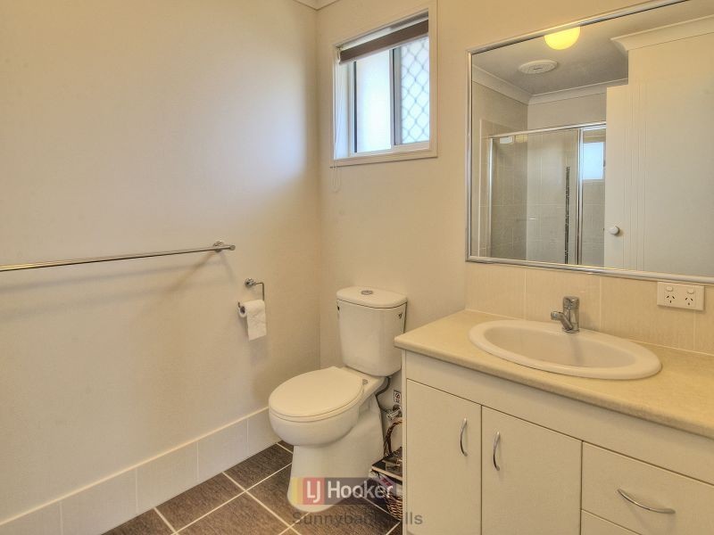 8 Diamantina Crescent, Fitzgibbon QLD 4018