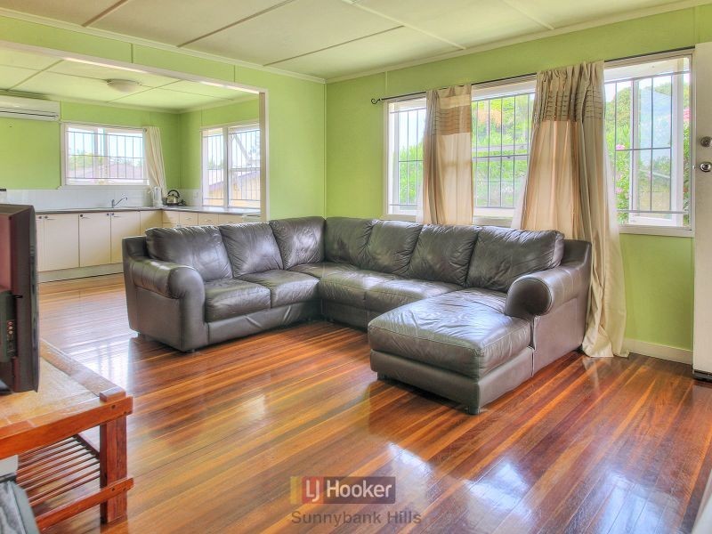 8 Colborne Street, Acacia Ridge QLD 4110