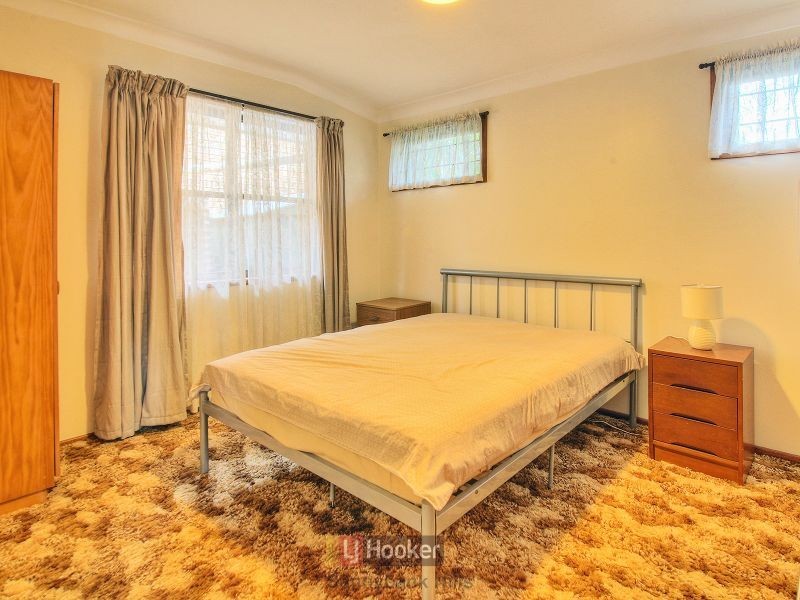 4 Lambeth Place, Macgregor QLD 4109