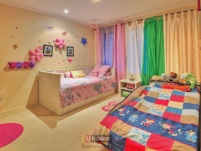 30 Mayfair Place, Stretton QLD 4116