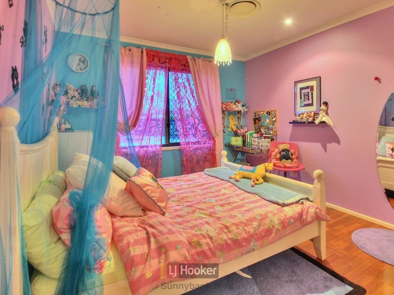 30 Mayfair Place, Stretton QLD 4116
