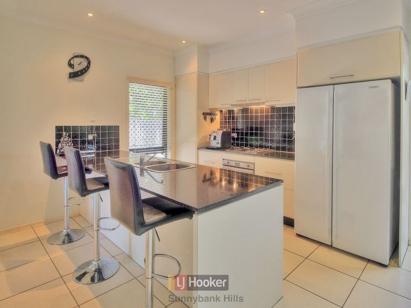 17 Hilas Circuit, Sunnybank Hills QLD 4109