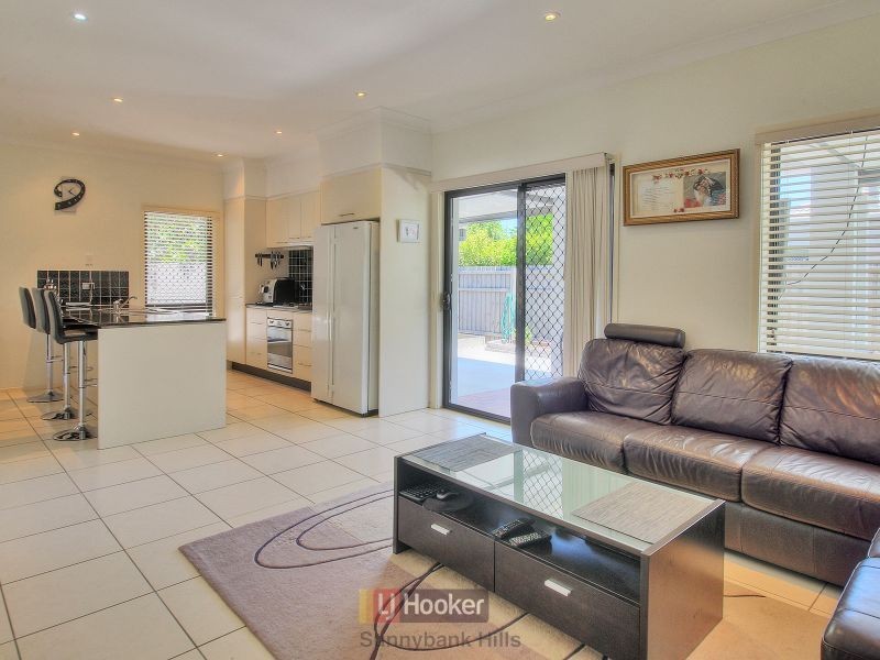 17 Hilas Circuit, Sunnybank Hills QLD 4109