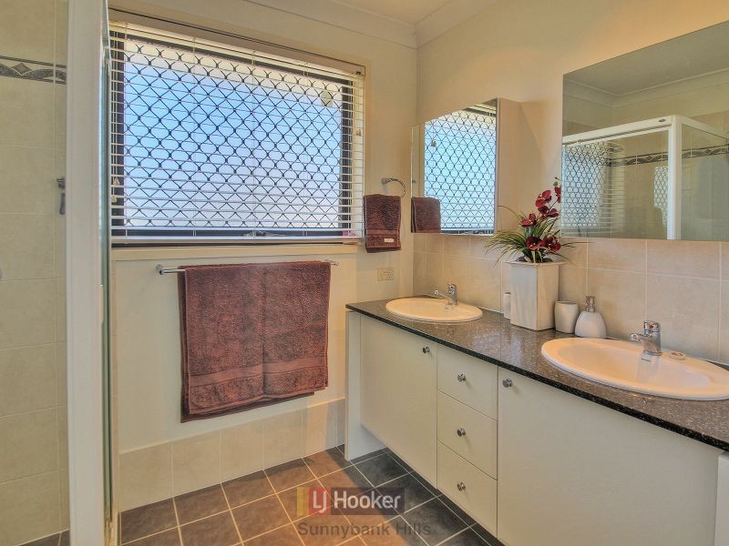 17 Hilas Circuit, Sunnybank Hills QLD 4109