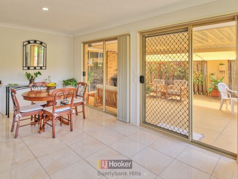 22 Housman Place, Calamvale QLD 4116