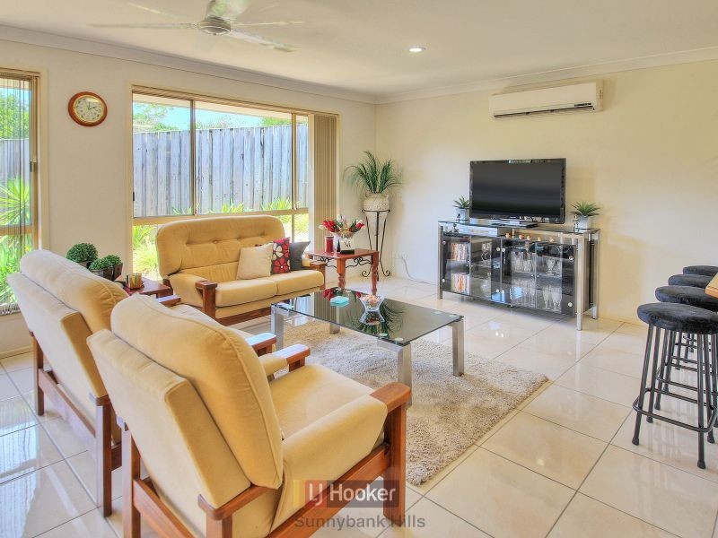 22 Housman Place, Calamvale QLD 4116