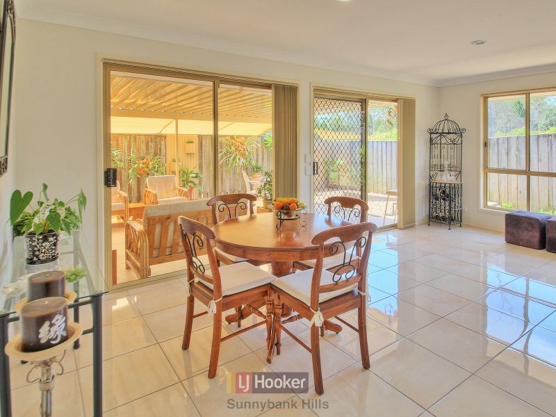 22 Housman Place, Calamvale QLD 4116