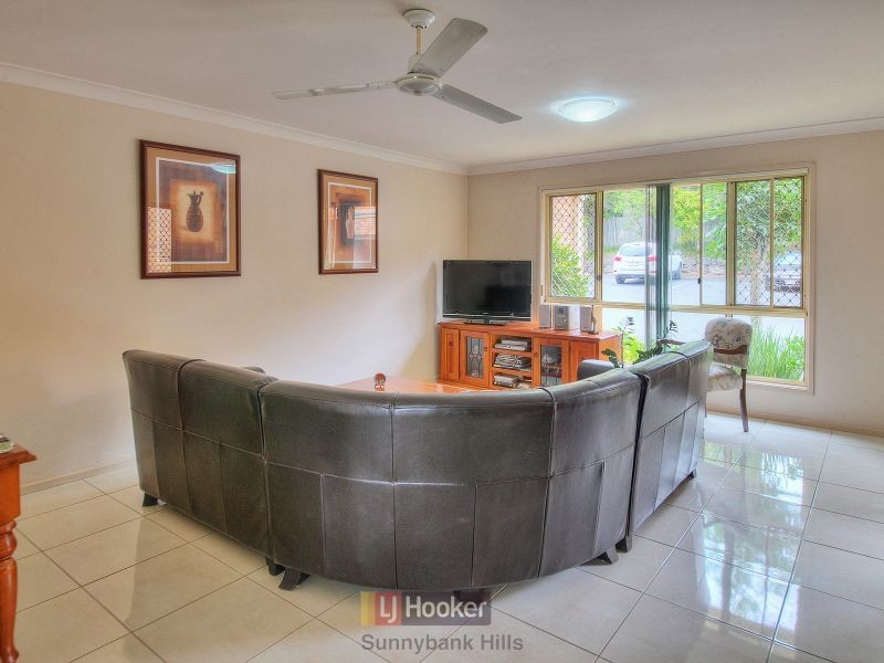 24/2 Corella Place, Runcorn QLD 4113