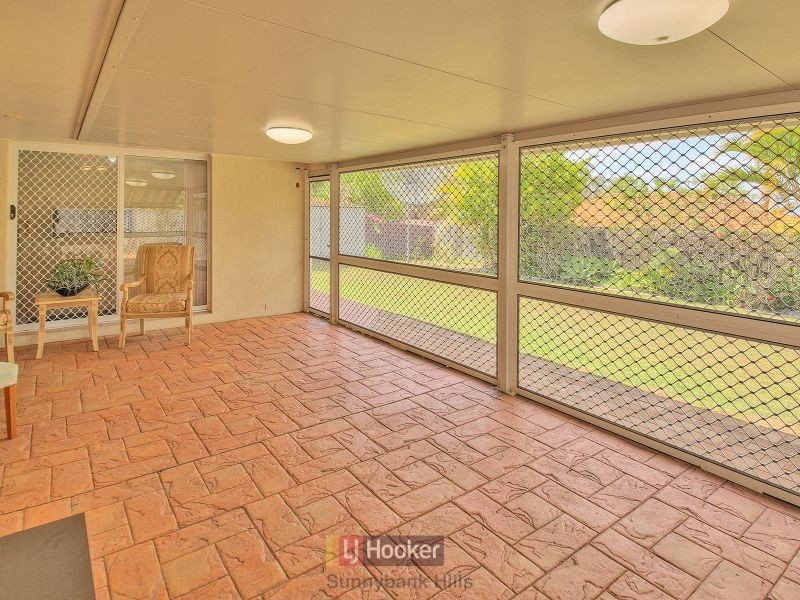 23 Cedar Place, Stretton QLD 4116
