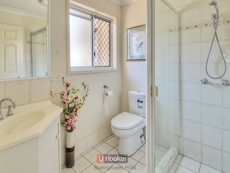 23 Cedar Place, Stretton QLD 4116