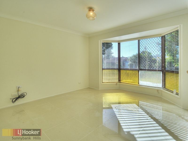 18 Tanglewood Street, Runcorn QLD 4113