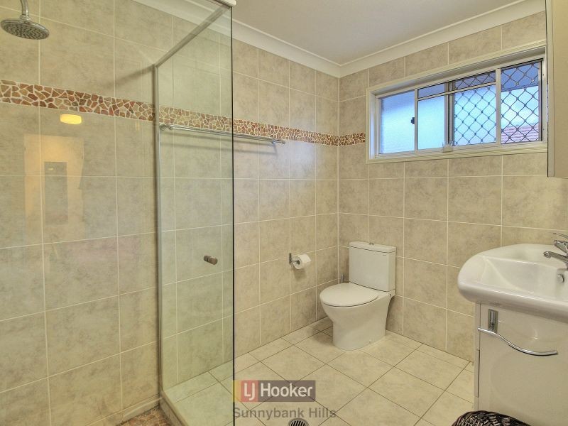 4 Ellen Street, Runcorn QLD 4113