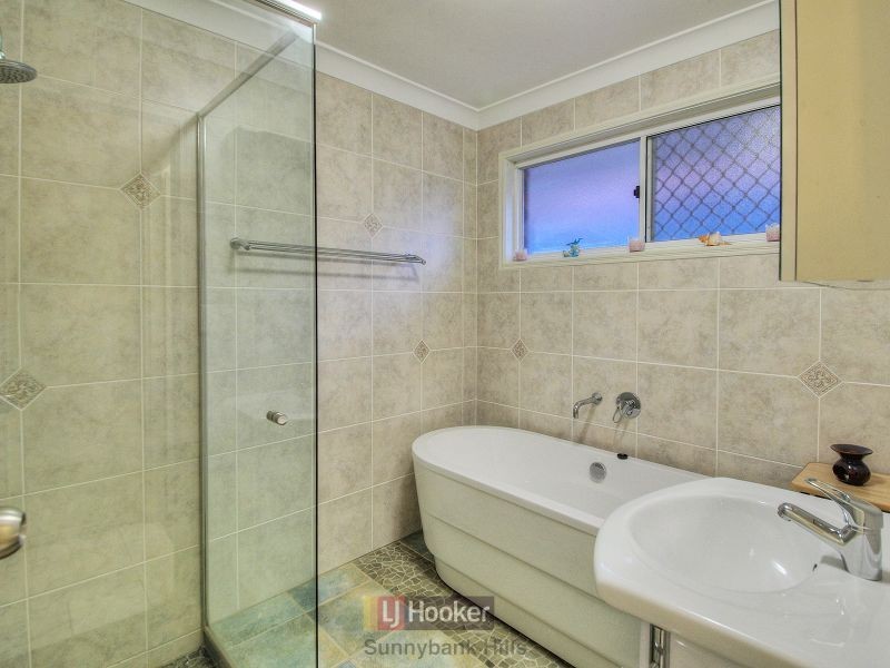 4 Ellen Street, Runcorn QLD 4113