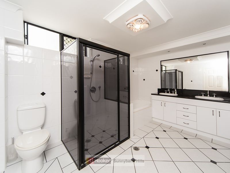 19 Wyncroft Street, Holland Park QLD 4121