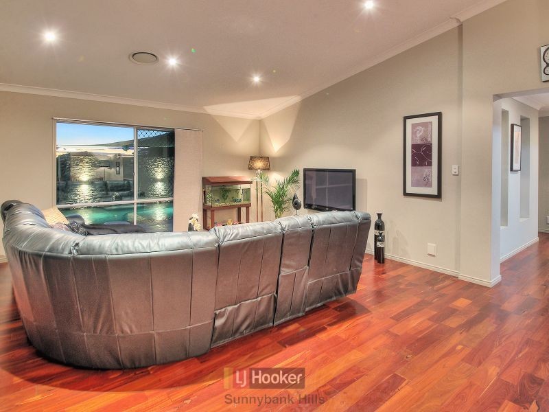 3 Larapinta Circuit, Parkinson QLD 4115