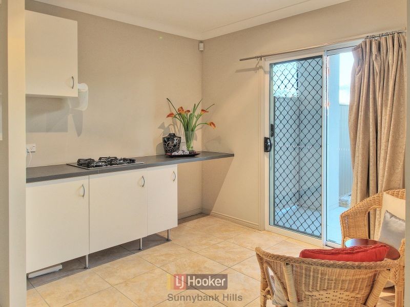 3 Larapinta Circuit, Parkinson QLD 4115