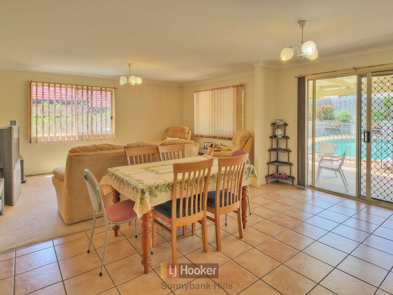 22 Shelduck Place, Calamvale QLD 4116