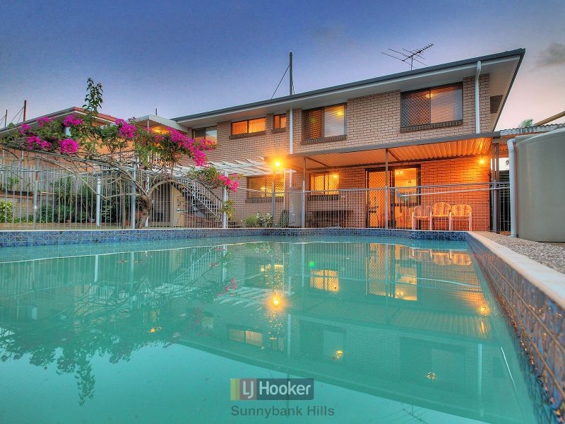 62 Kidd Street, Robertson QLD 4109