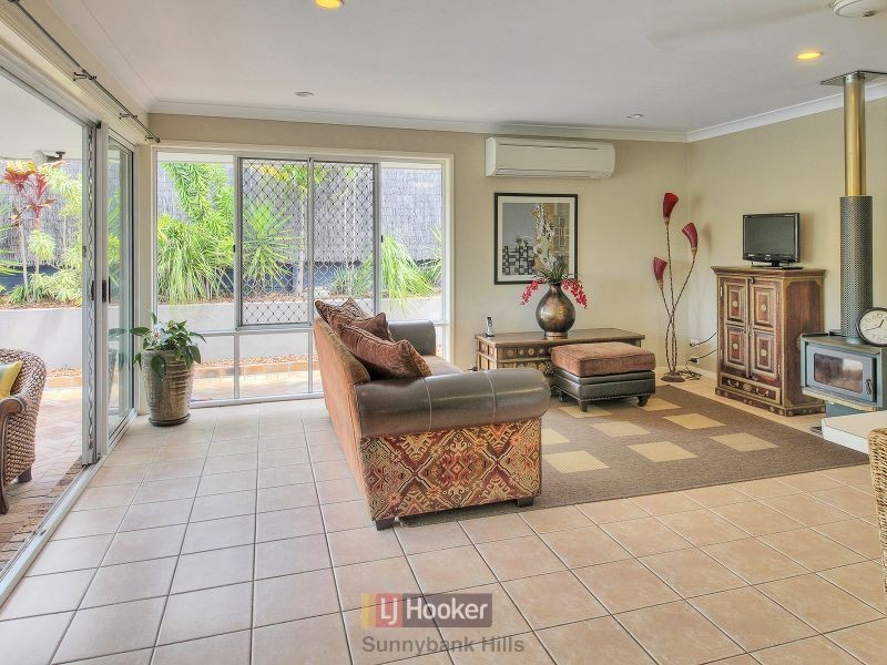 32 Tralee Place, Parkinson QLD 4115