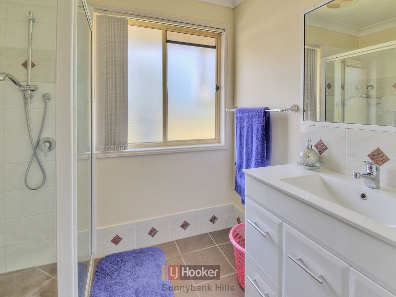 1 Yellowstone Court, Munruben QLD 4125