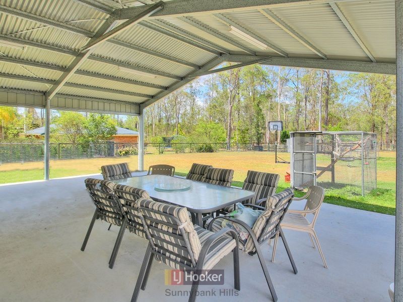 1 Yellowstone Court, Munruben QLD 4125