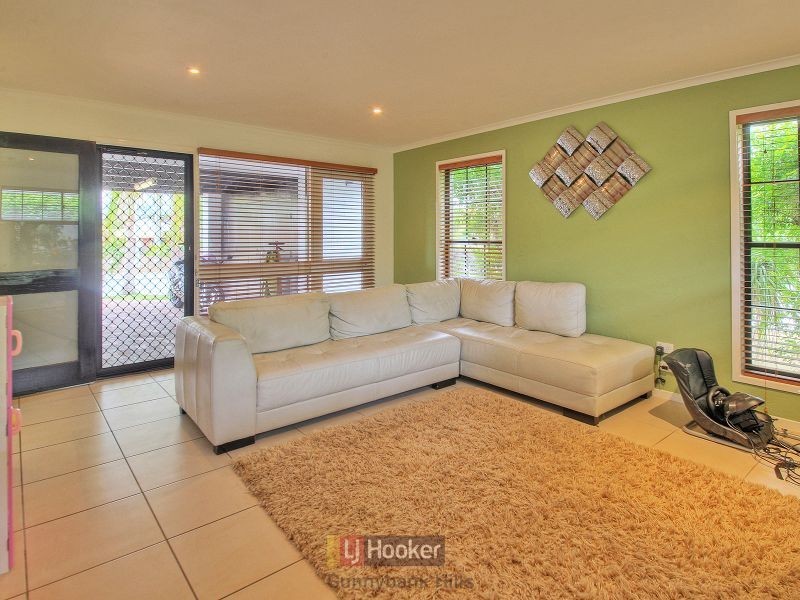 23 Chateau Street, Calamvale QLD 4116