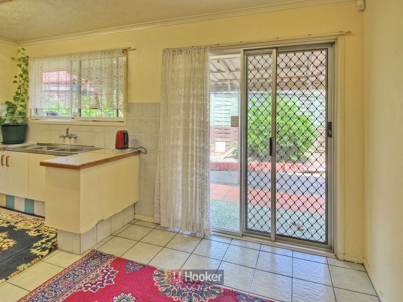 379 McCullough Street, Sunnybank QLD 4109
