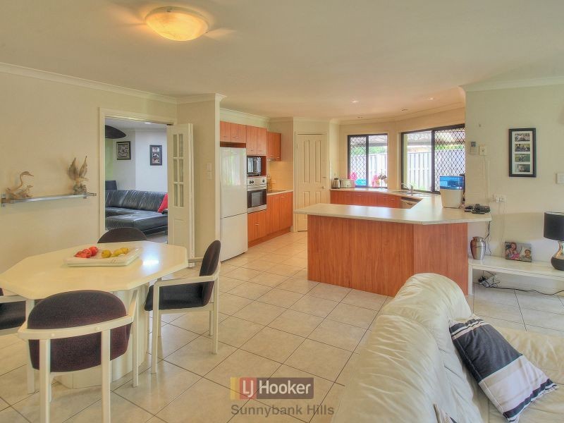 45 Watarrka Drive, Parkinson QLD 4115