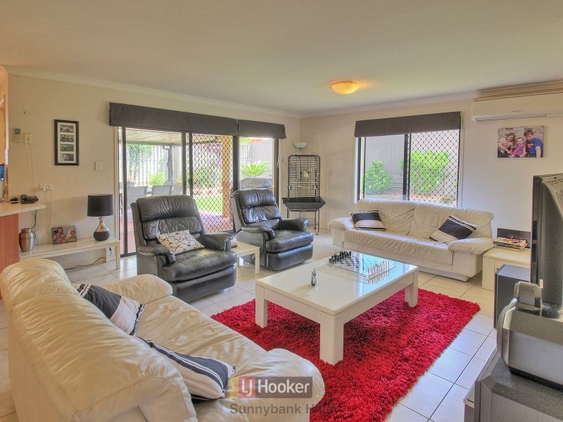45 Watarrka Drive, Parkinson QLD 4115