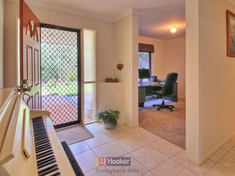 45 Watarrka Drive, Parkinson QLD 4115