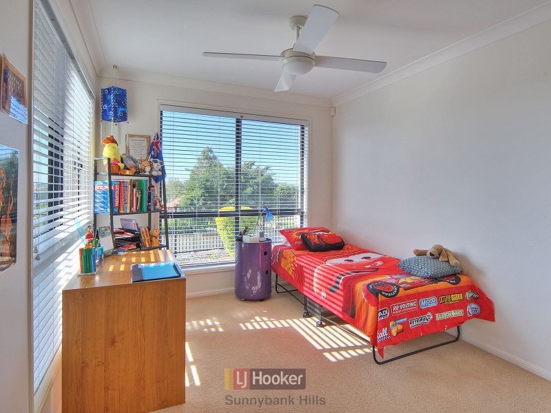 1 Porz Court, Wishart QLD 4122