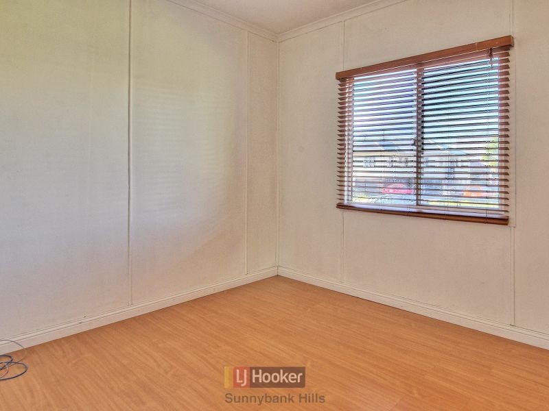 72 Meadow Avenue, Coopers Plains QLD 4108