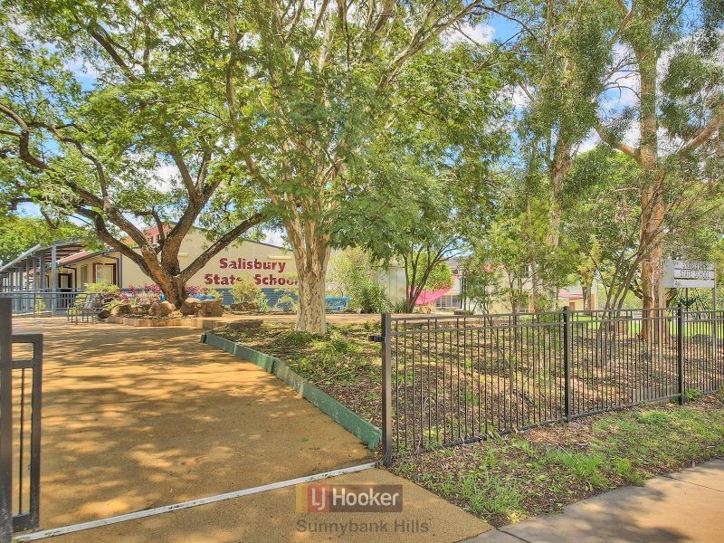 7 Blackwood Road, Salisbury QLD 4107