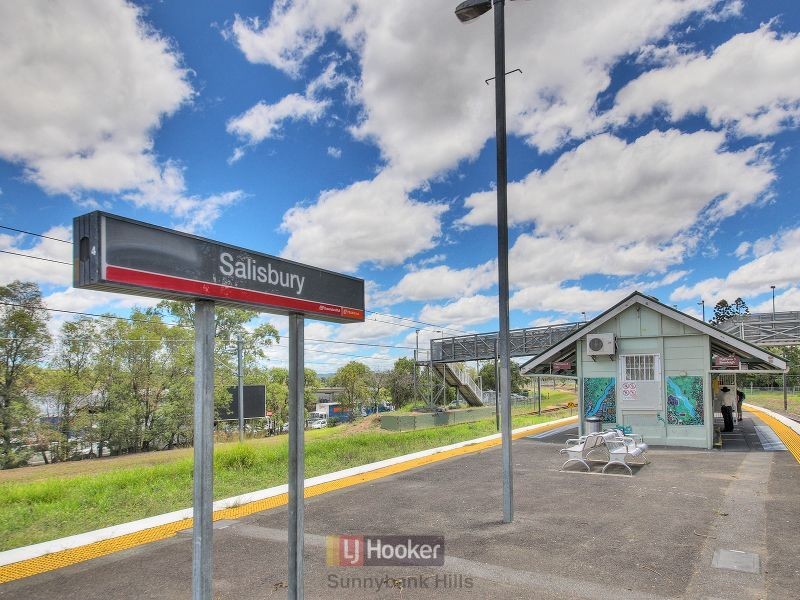 7 Blackwood Road, Salisbury QLD 4107