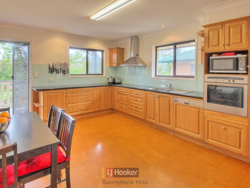 106 Hammersmith Street, Coopers Plains QLD 4108