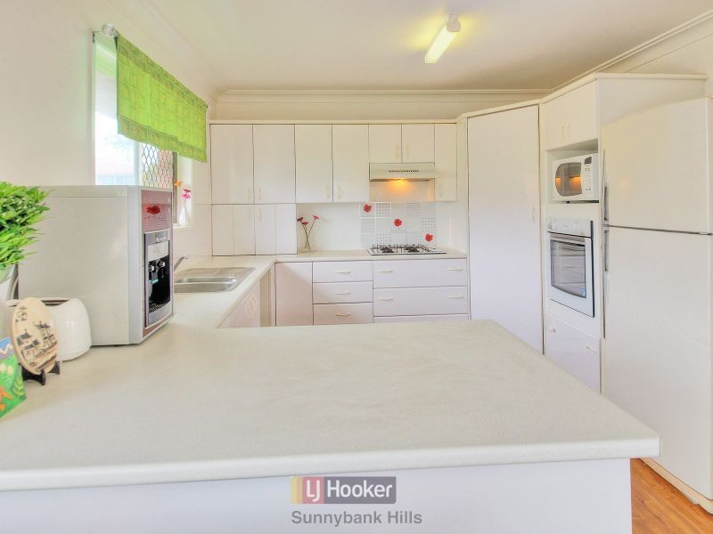 5 Provence Street, Macgregor QLD 4109