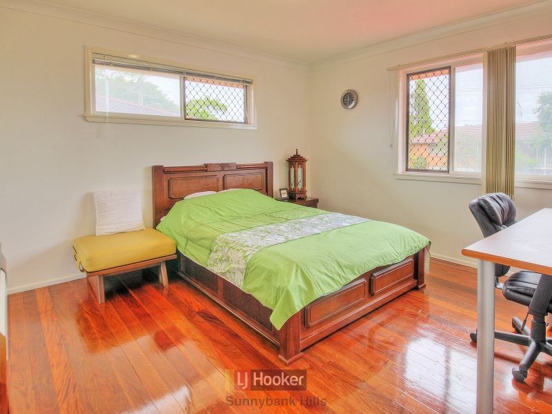5 Provence Street, Macgregor QLD 4109