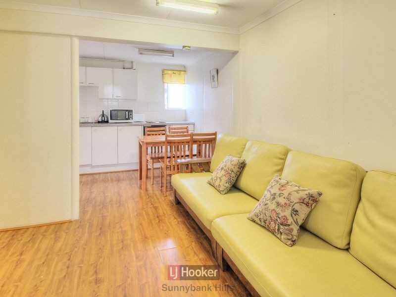 5 Provence Street, Macgregor QLD 4109