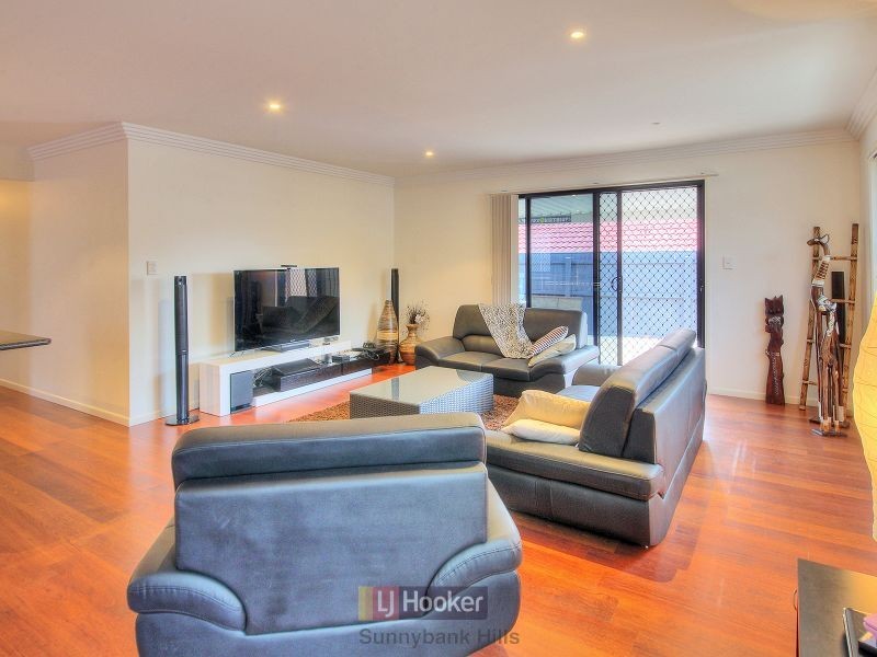 28 Khoo Place, Calamvale QLD 4116