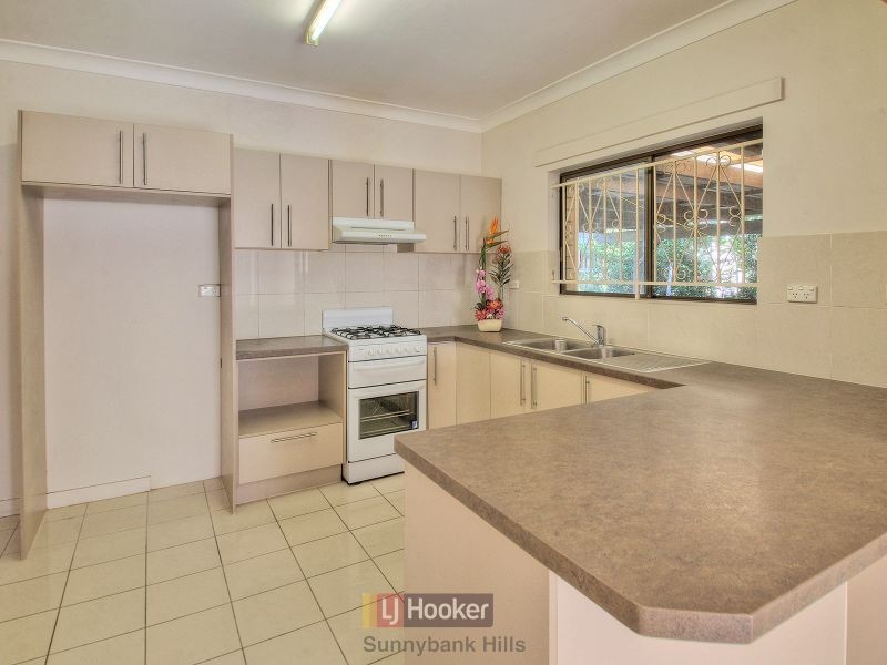 220 Mains Road, Sunnybank QLD 4109