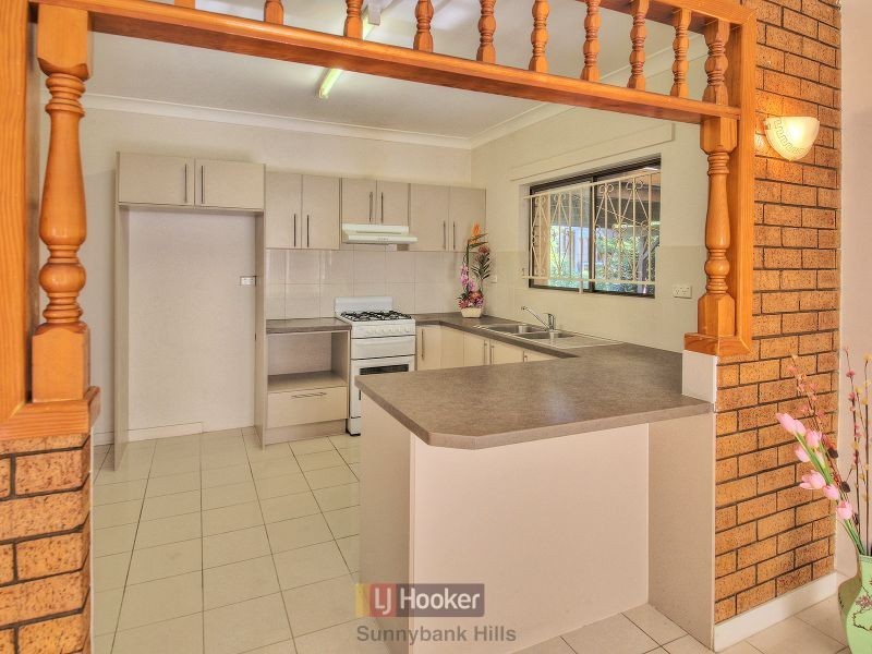 220 Mains Road, Sunnybank QLD 4109