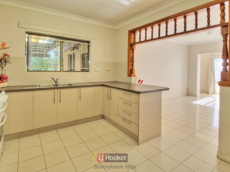 220 Mains Road, Sunnybank QLD 4109