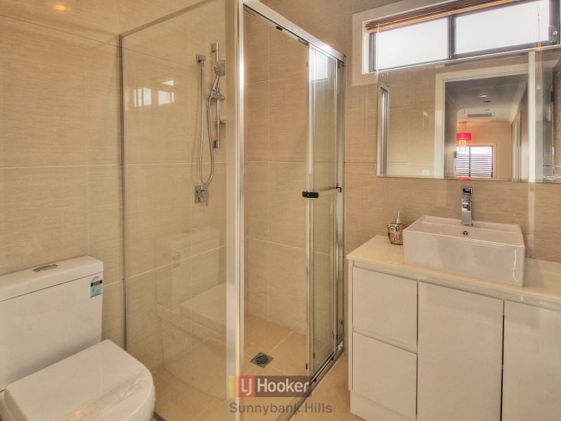 19 Doulton Street, Calamvale QLD 4116